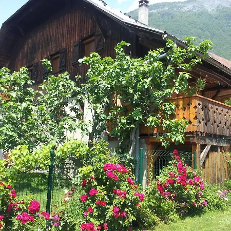 Chez Marie Villa Ugine Exterior photo